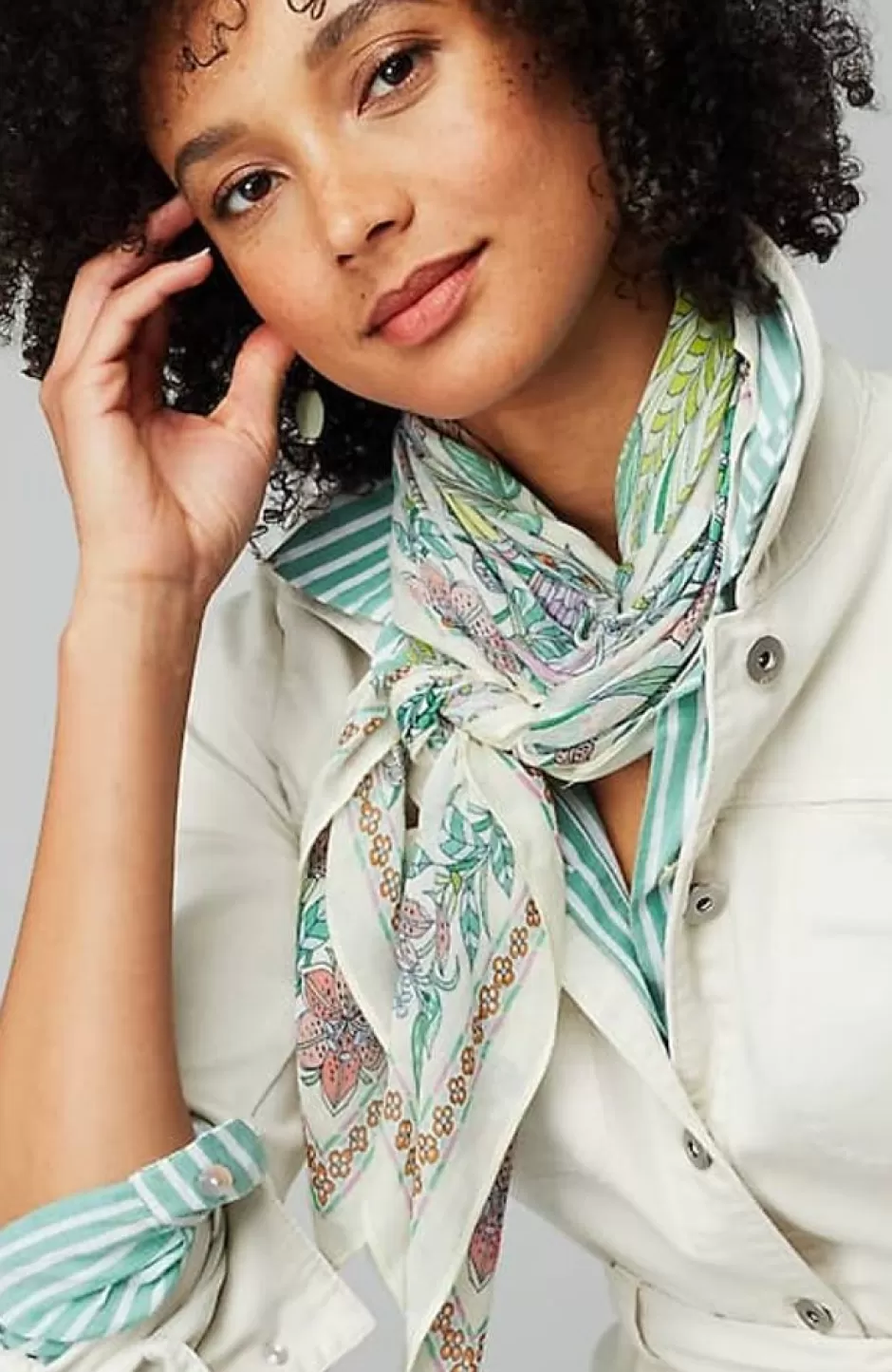 J.Jill Garden-Scene Square Scarf | Jjill | Women Ponchos, Ruanas & Scarves