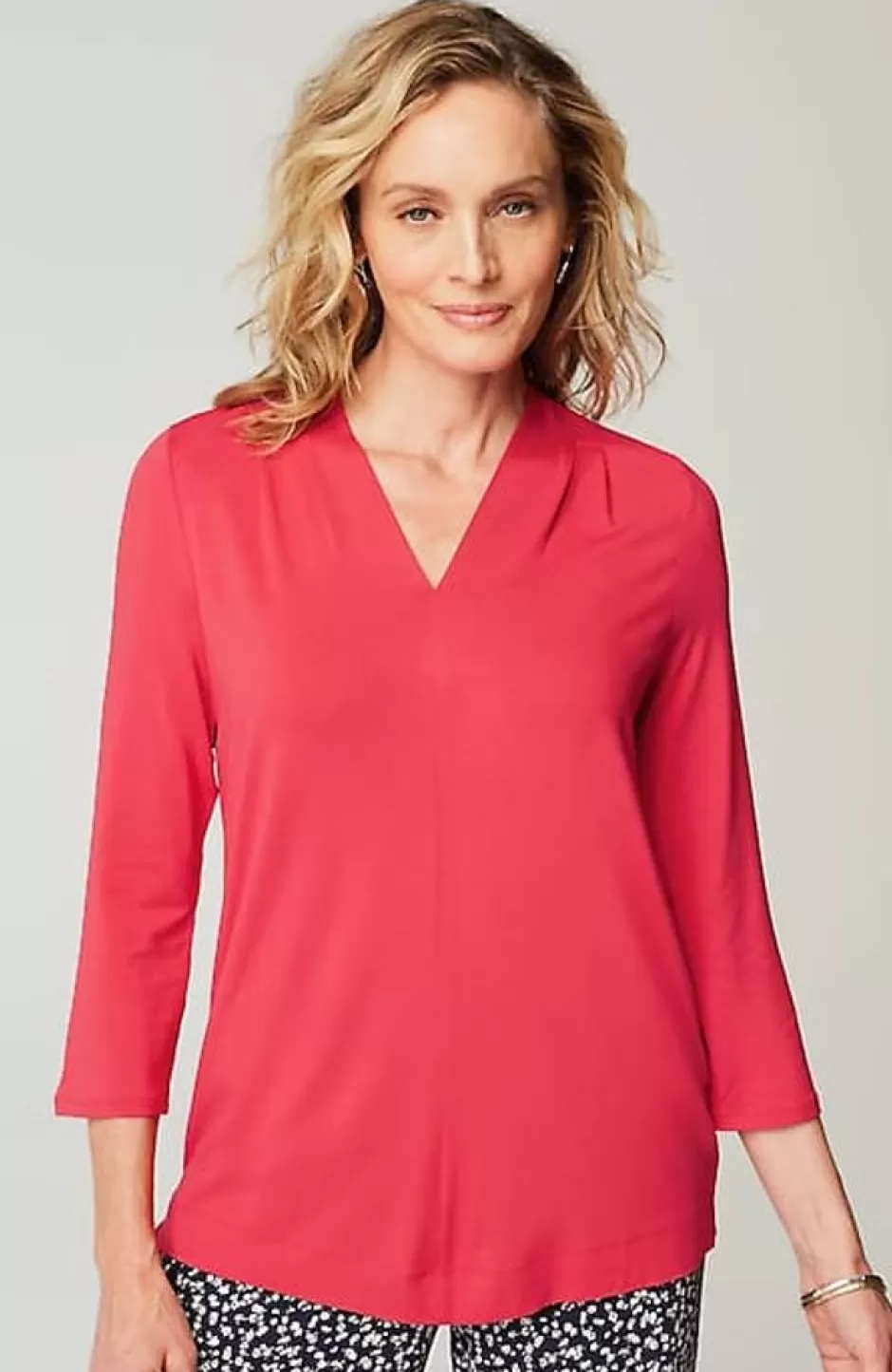 J.Jill Wearever Pleated V-Neck Top | Jjill | Women Tops & Tees